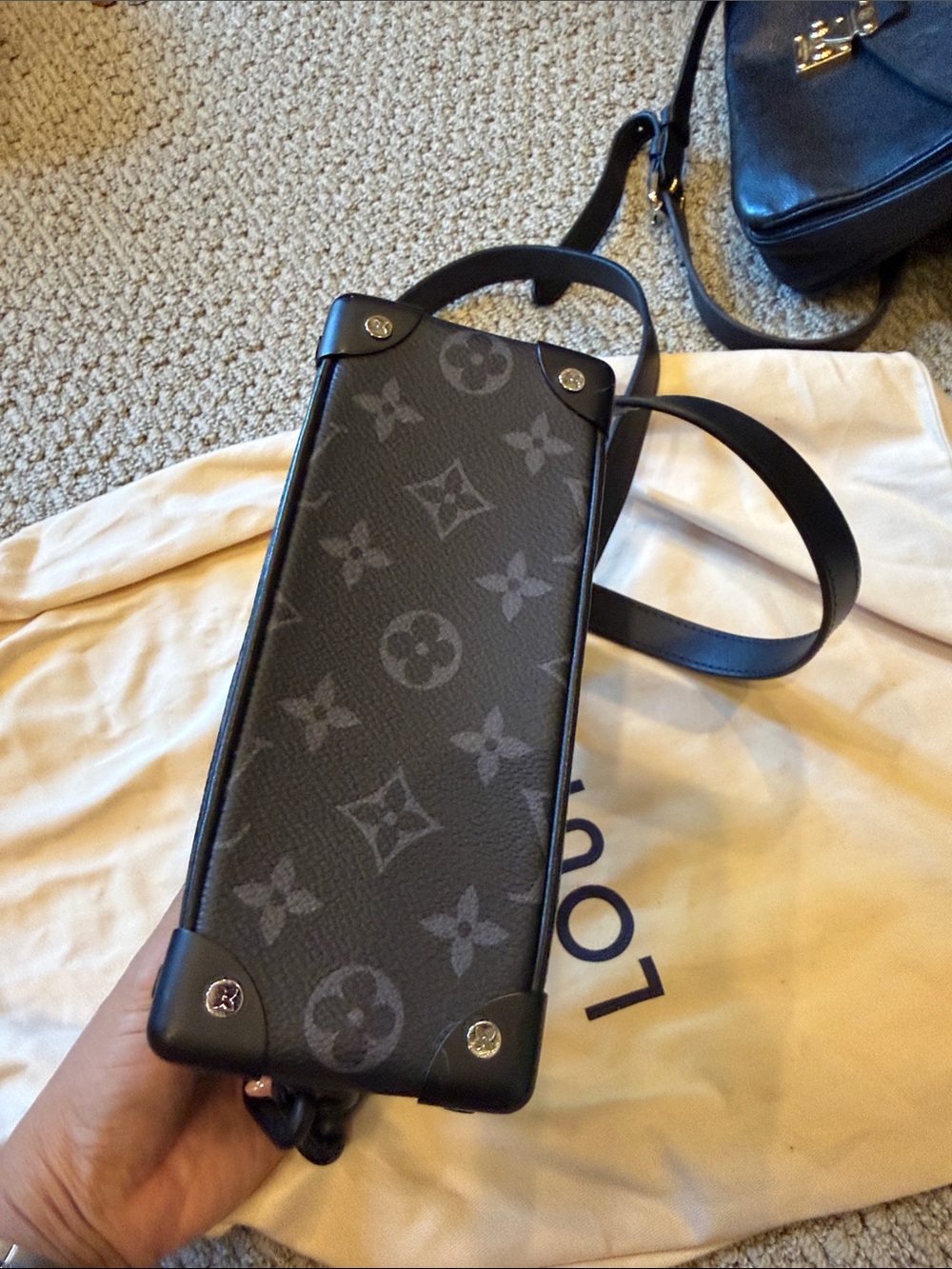 Louis Vuitton Black Monogram Canvas Messenger Crossbody with Chain Detail - Picture 4 of 5